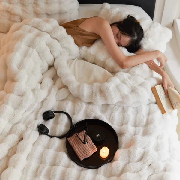 CozyCloud Faux Fur Blanket